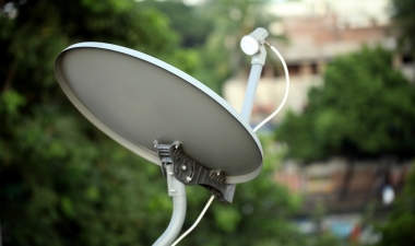 Parabole-satellite-ozone